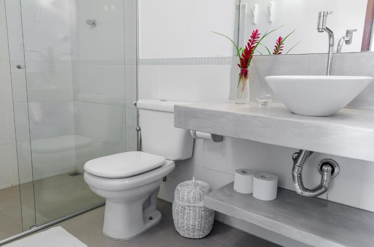 Areia Preta Inn 2*